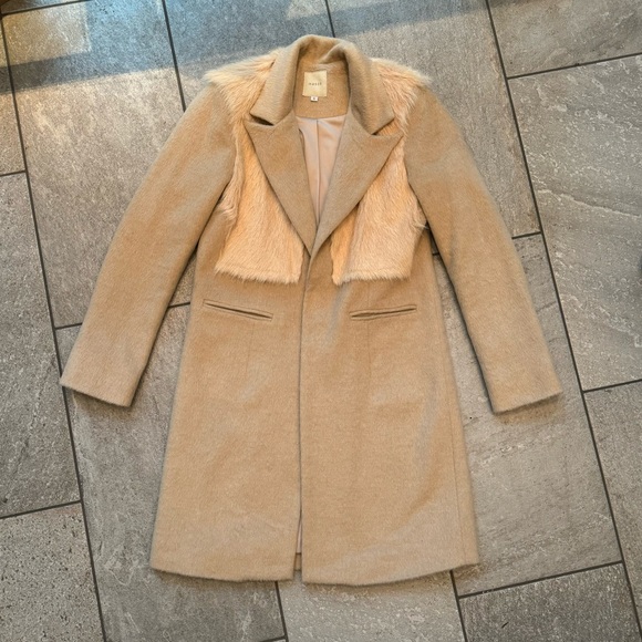 Mason by Michelle Mason Goat Fur Coat in Sand, Size 6 - Picture 2 of 10
